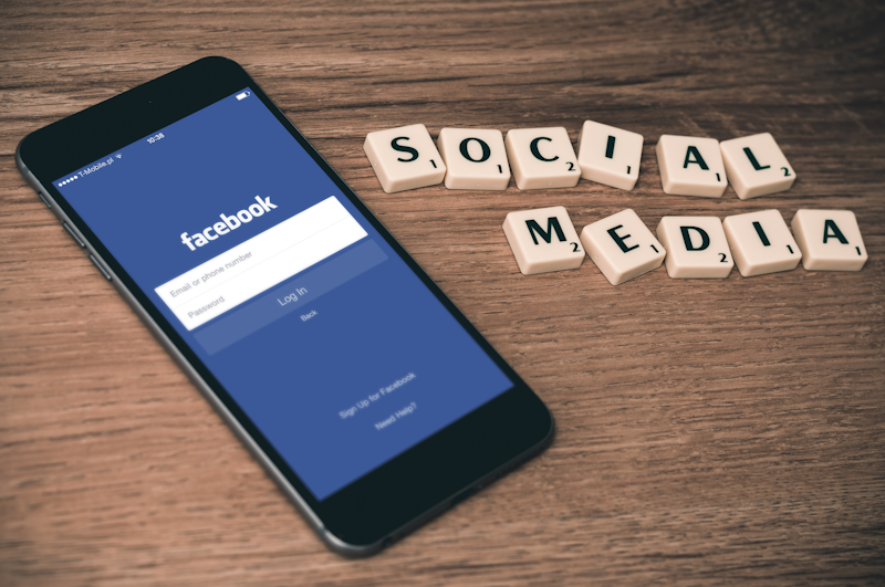 Algorytm Facebooka 2024